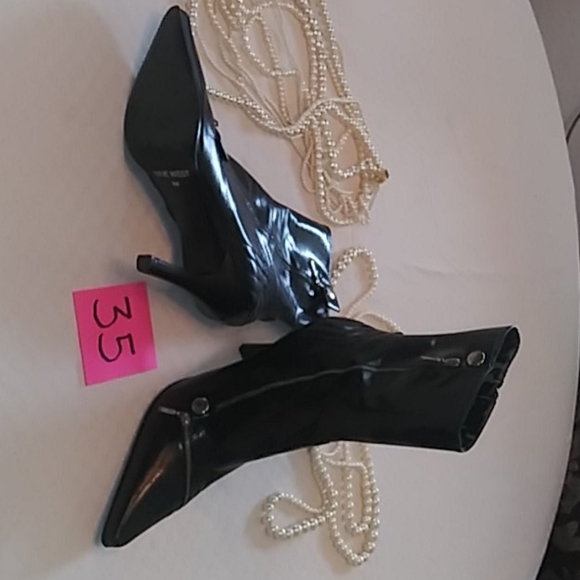 Boots - Picture 5 of 5